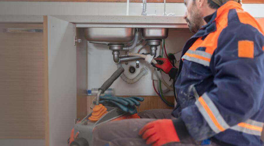 Local expert plumbing services in Knobel, AR